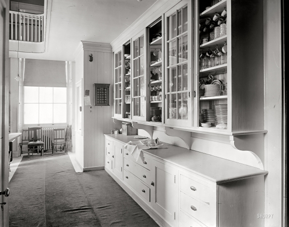 vintage kitchens Aedriel Moxley 