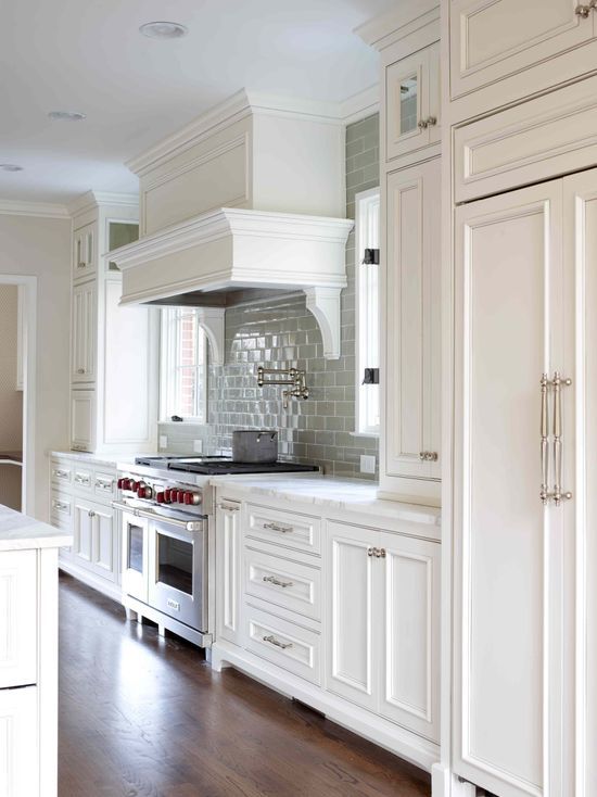 Design Ideas for White Kitchens